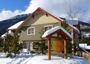 Aurora Townhomes by StayIn